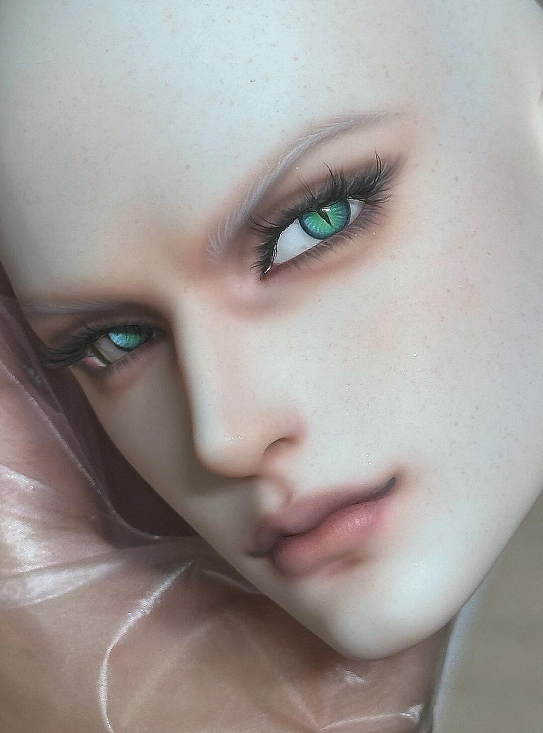 Faceup by Yuexiao Faceup by Yuexiao