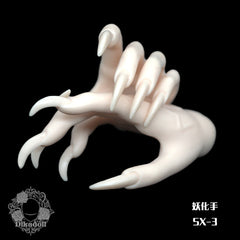 DikaDoll 70cm BJD Demon hands with long fingernails