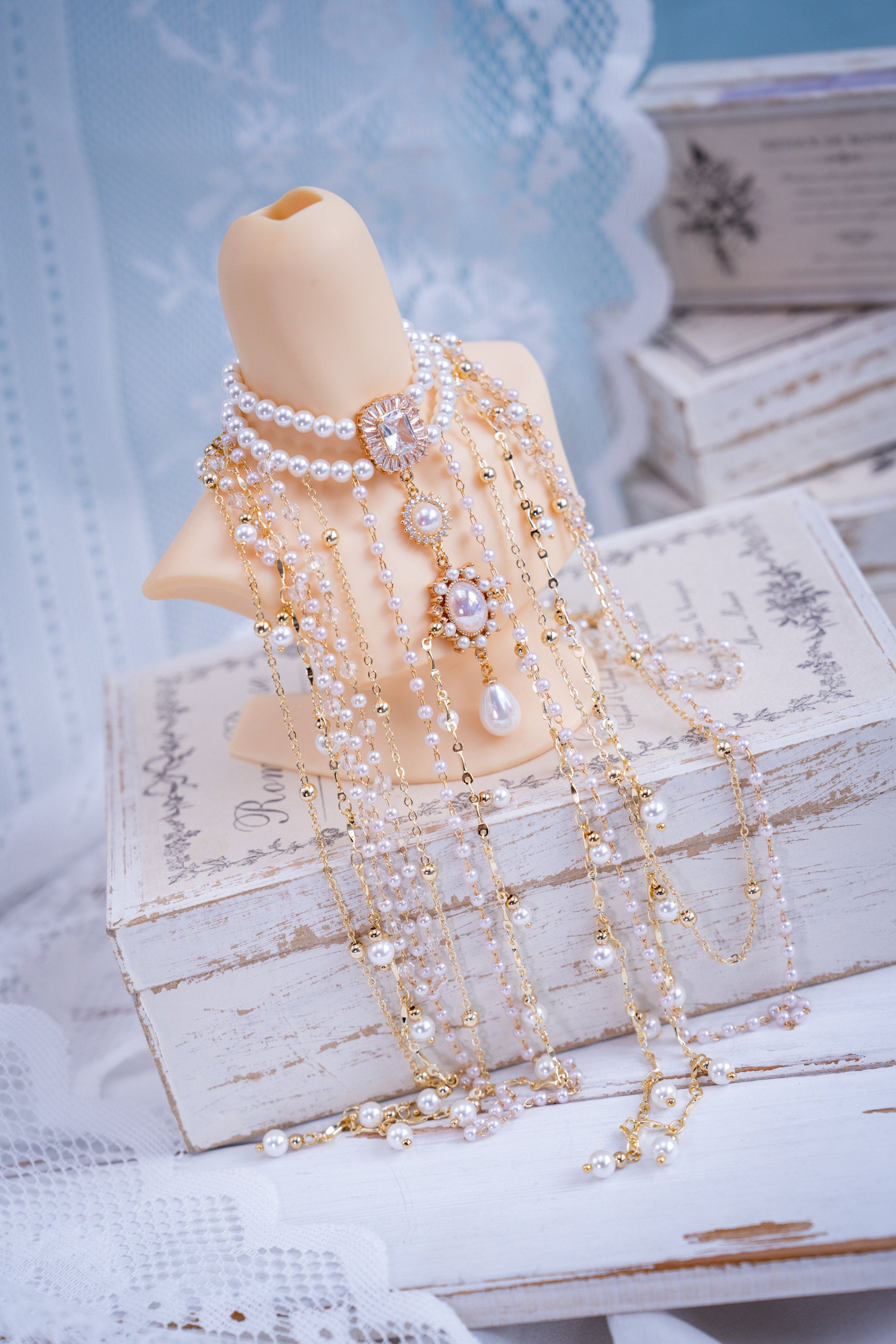 Romantic In Apertures 1/3 BJD Body chains Snow White Zircon Shawl Necklace