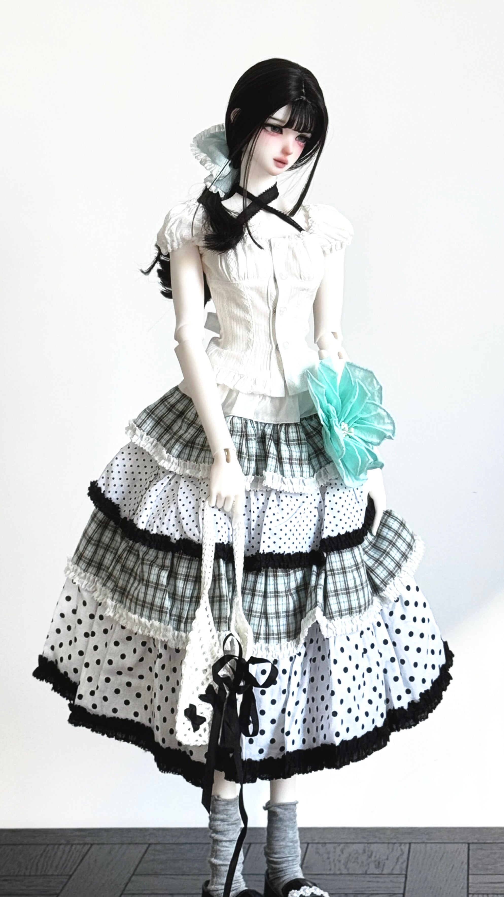WonderlandDoll 1/3 64cm BJD head Chloe & body