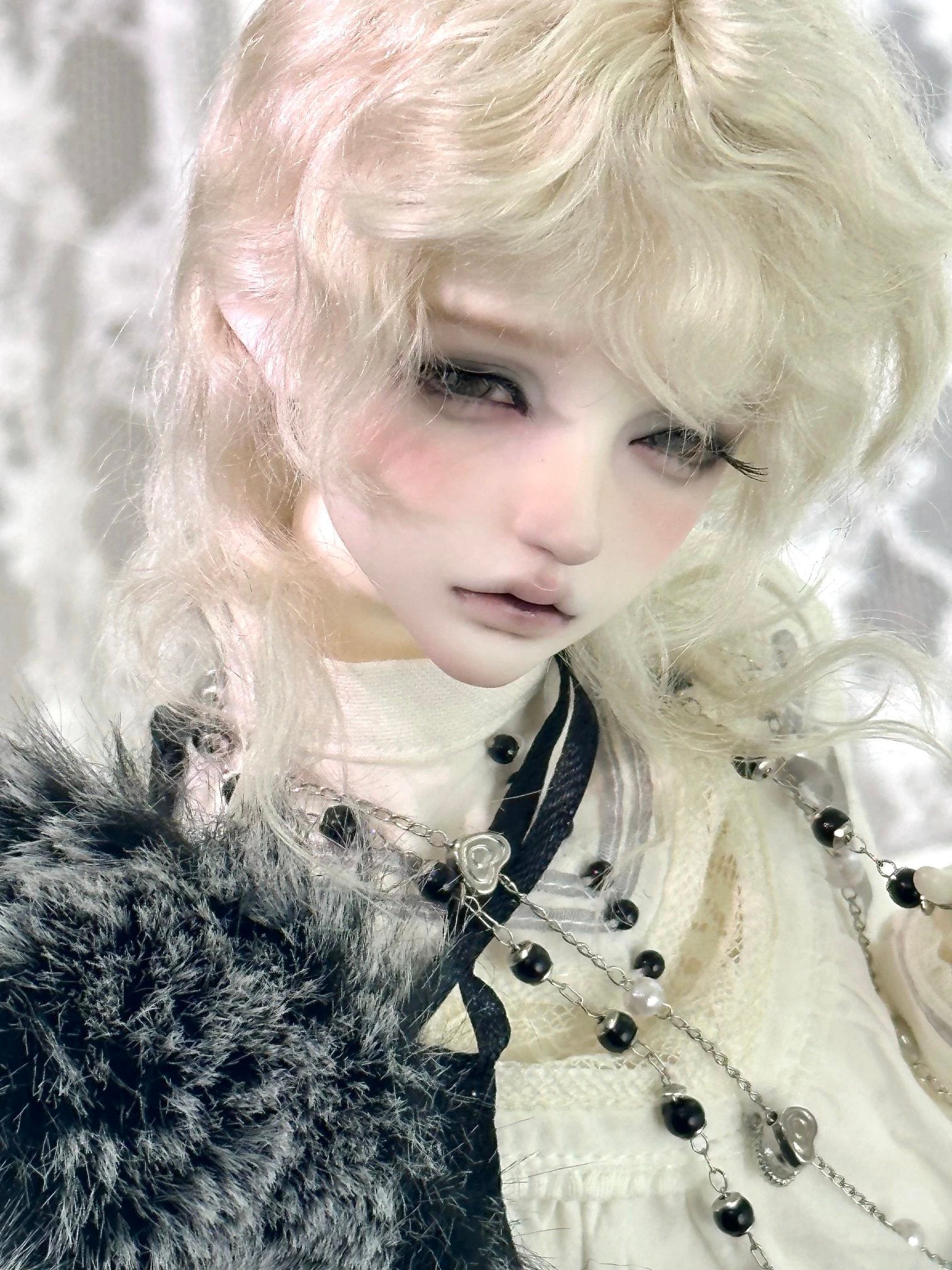 The bad world researcher 1/4 BJD head BaiYan Not smiling