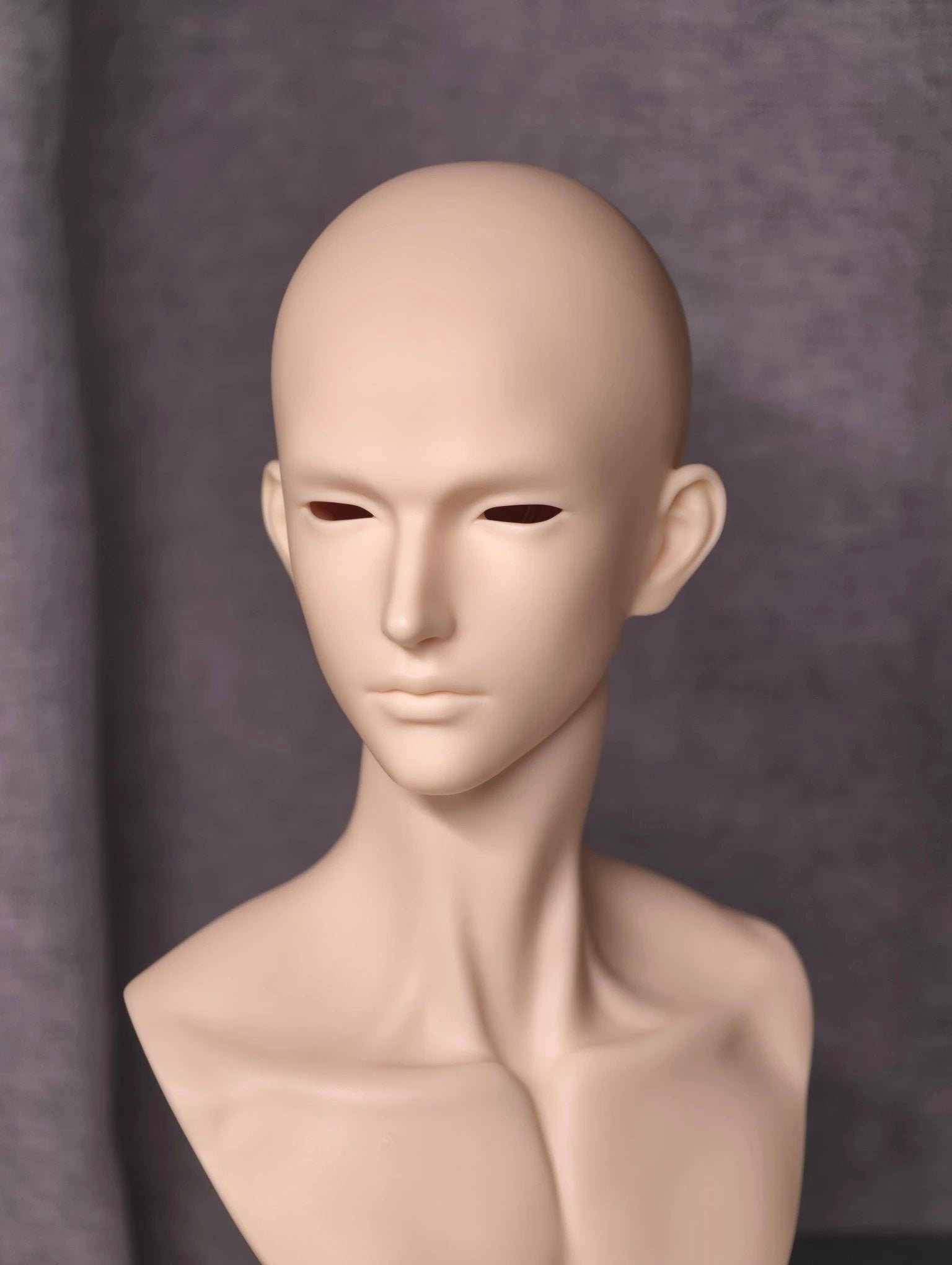 Pristine 75cm BJD head second QUE