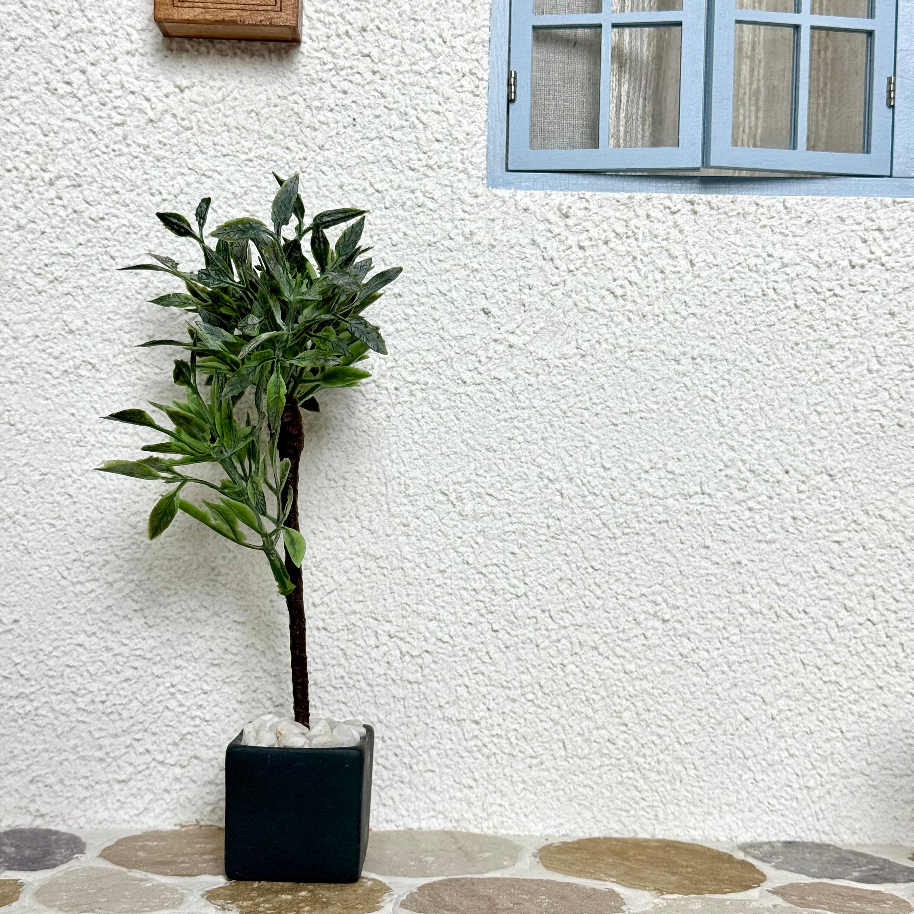 Miniature Dollhouse 1/3 1/4 1/6 1/12 Courtyard DIY