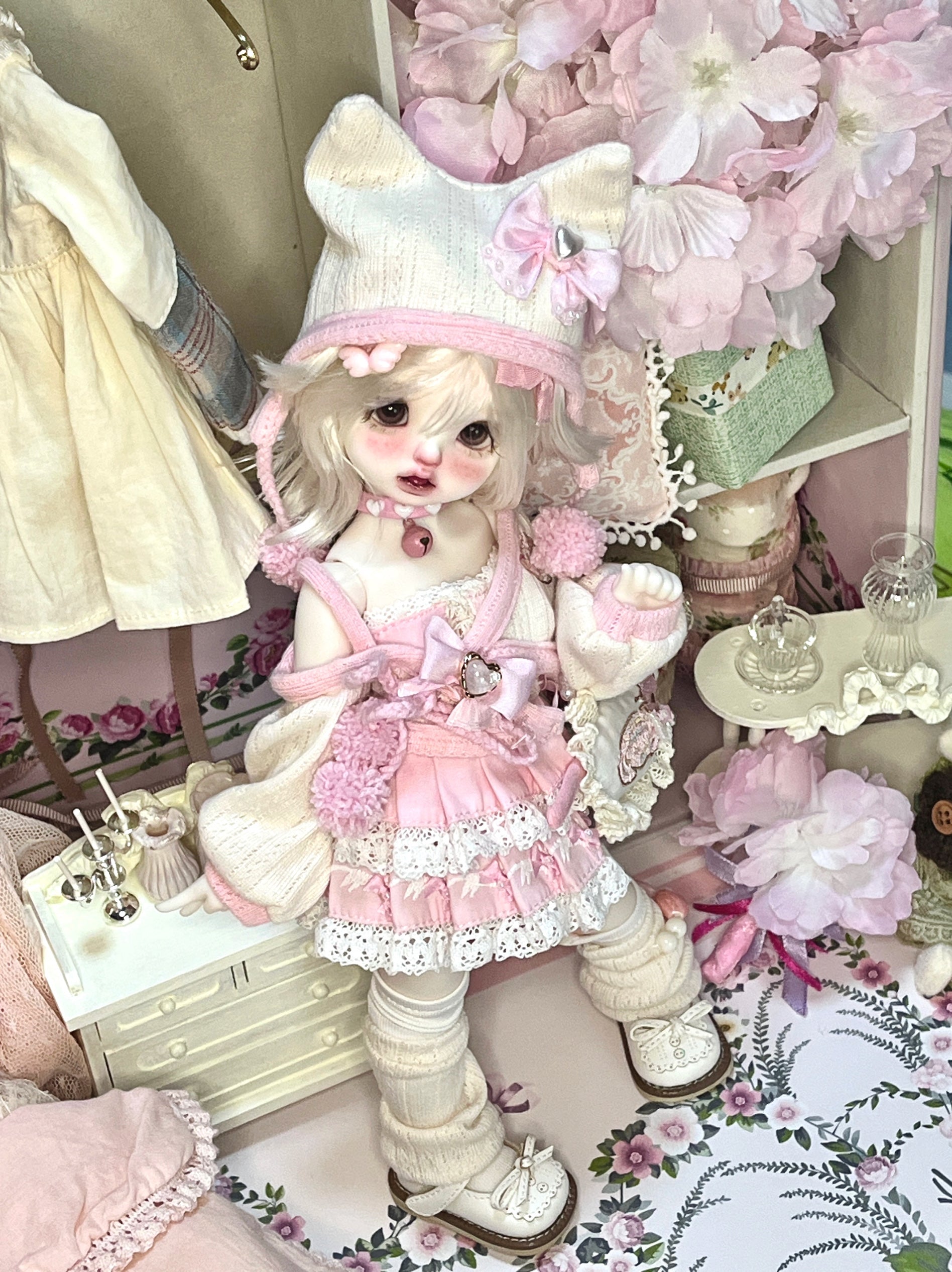 Sweet Cat Diary 1/6 & 1/4 pink clothing